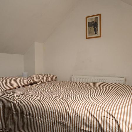 Cozy Luton Διαμέρισμα Τσάταμ Εξωτερικό φωτογραφία